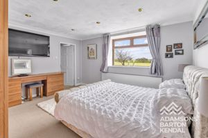 Photo 16- click for photo gallery